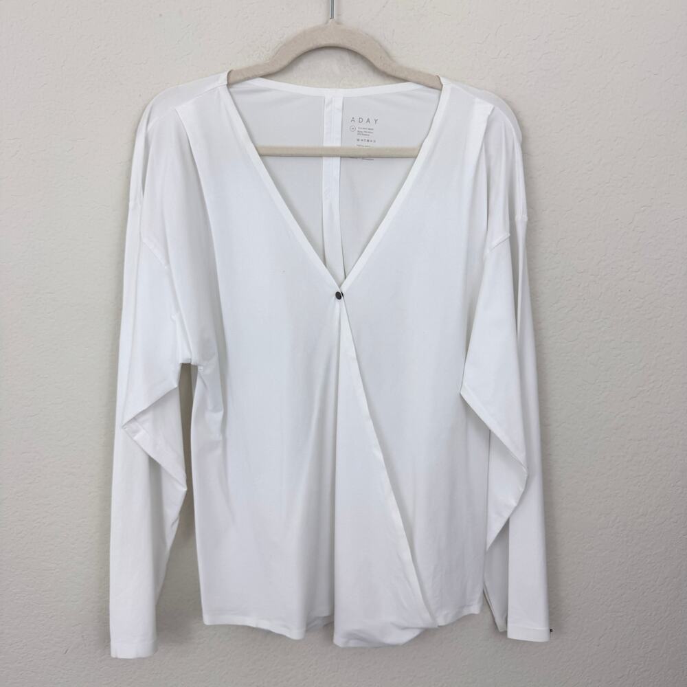 ADay Womens That's A Wrap Top Blouse Sz M Stretch Lightweight Deep V Neck White